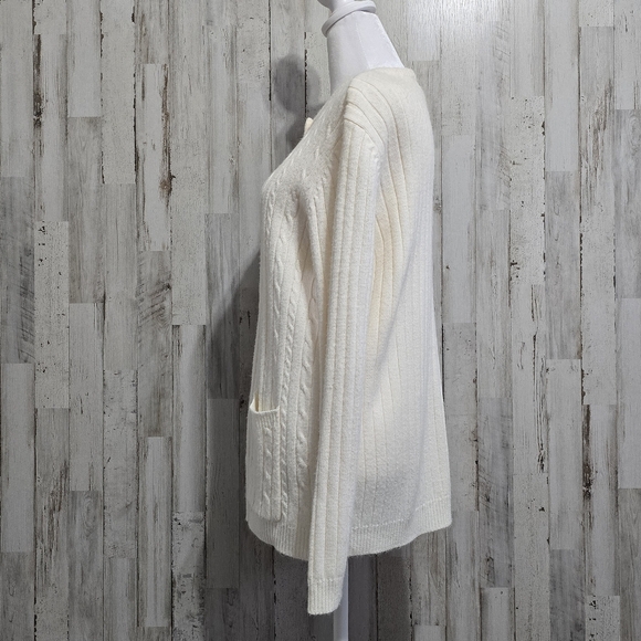 Classic Elements Vintage Cream Cable Knit Cardigan With Gold Buttons Size Medium - Picture 3 of 6